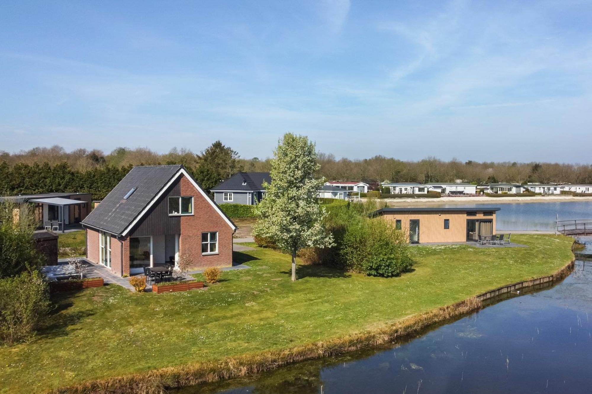 Recreatiepark De Tien Heugten Schoonloo Exterior photo