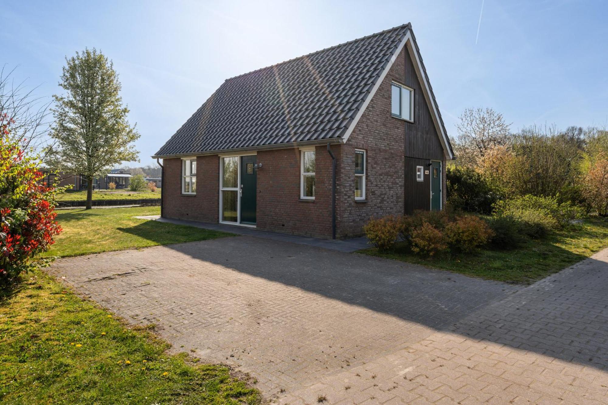 Recreatiepark De Tien Heugten Schoonloo Exterior photo