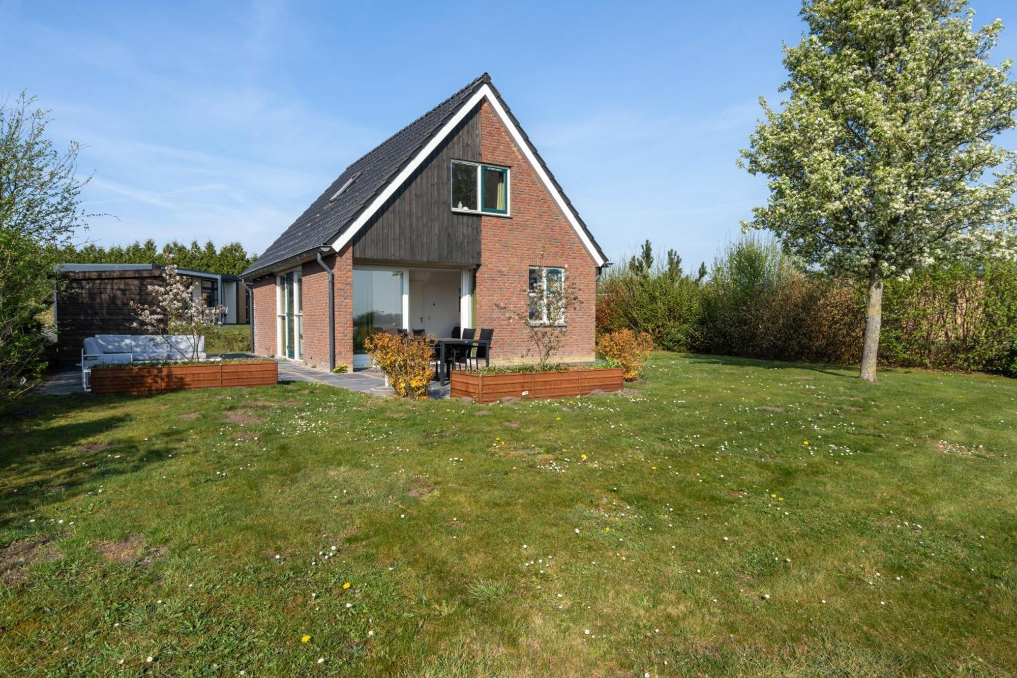 Recreatiepark De Tien Heugten Schoonloo Exterior photo